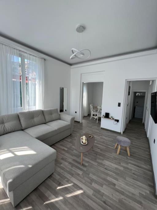Bougainvillea Apartments 2 نافبليو المظهر الخارجي الصورة